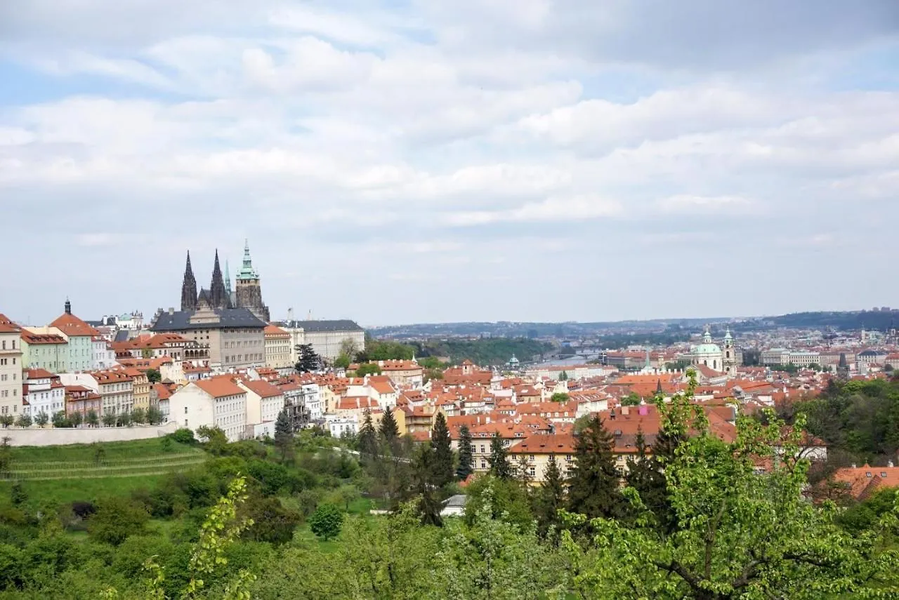 W Apartment, Vintage Style, Next To Wenceslas Square, Prague Center Apartment